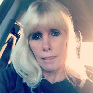 Meet your Posher, Pamela